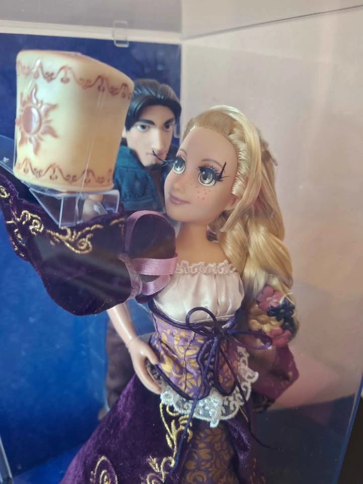Rapunzel & Flynn Disney Fairytale Designer Collection - photo 5