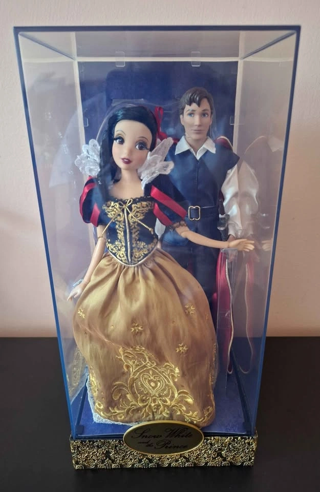 Disney Snow White and Prince Fairytale Designer Collection Doll - photo 3