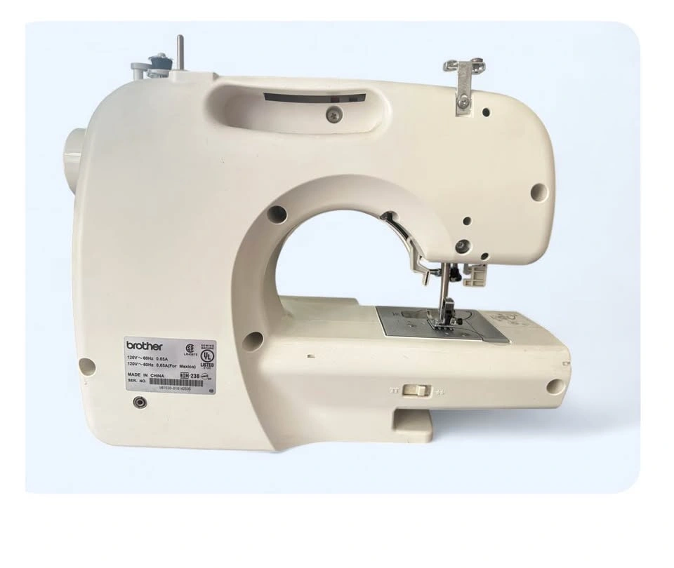 Sewing Machine - photo 2