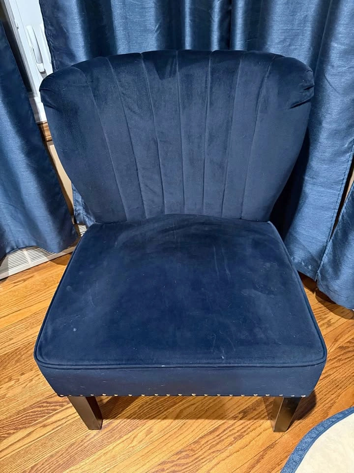 Accent chair