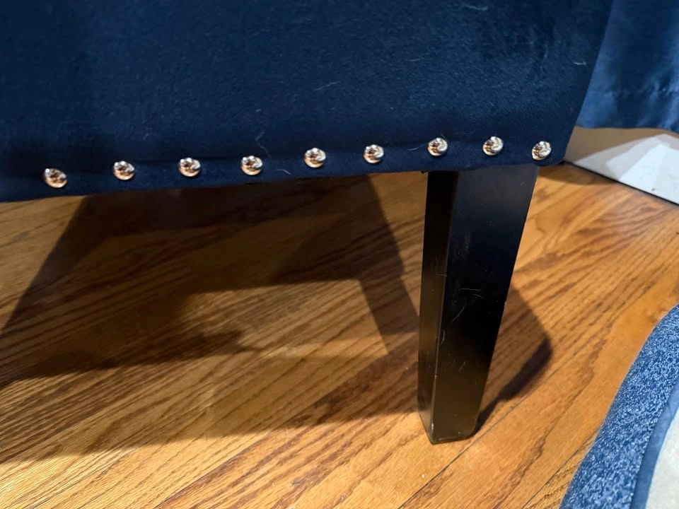Accent chair - photo 3
