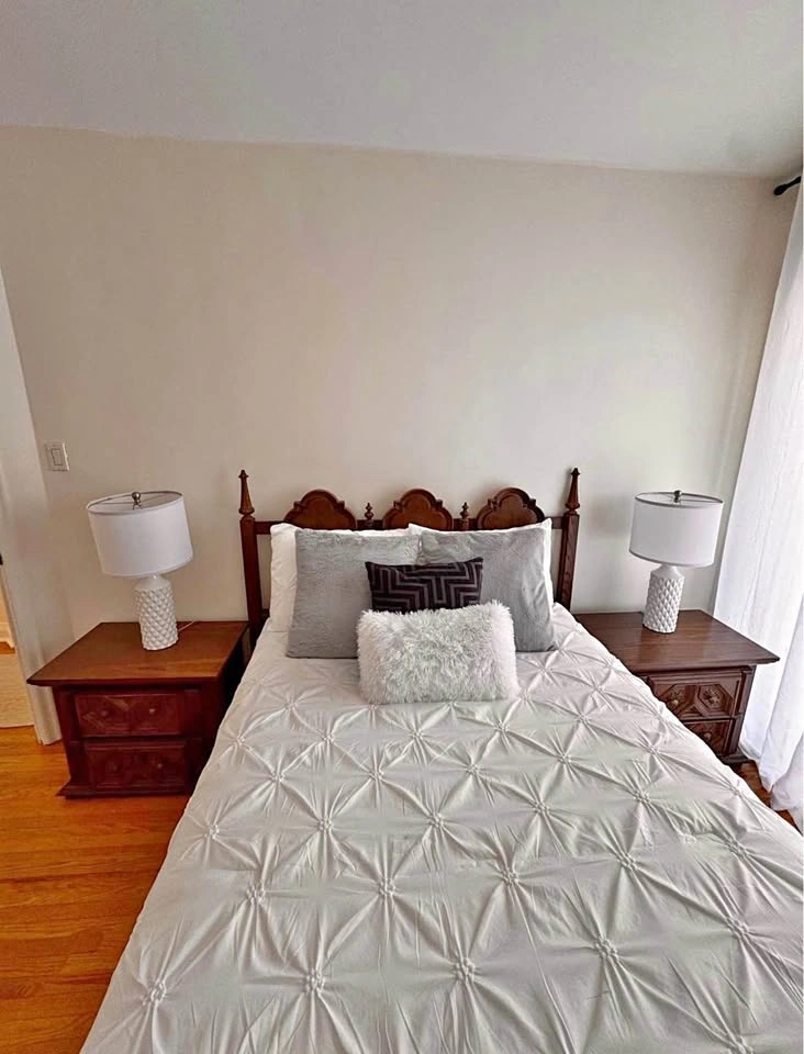 Double bed (steel frame + headboard)