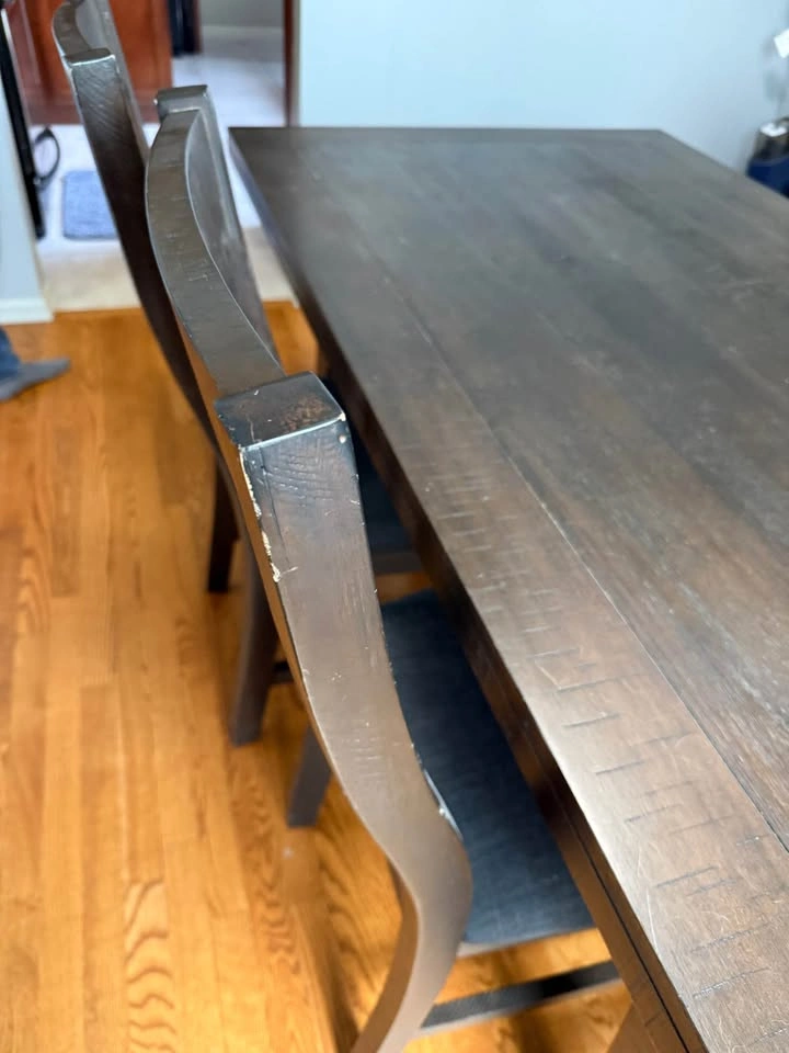 Kitchen table - photo 3