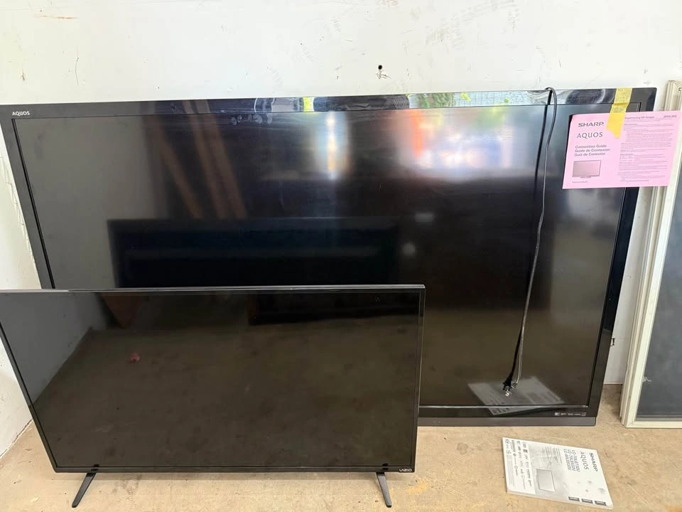 Furniture tv 75 inch