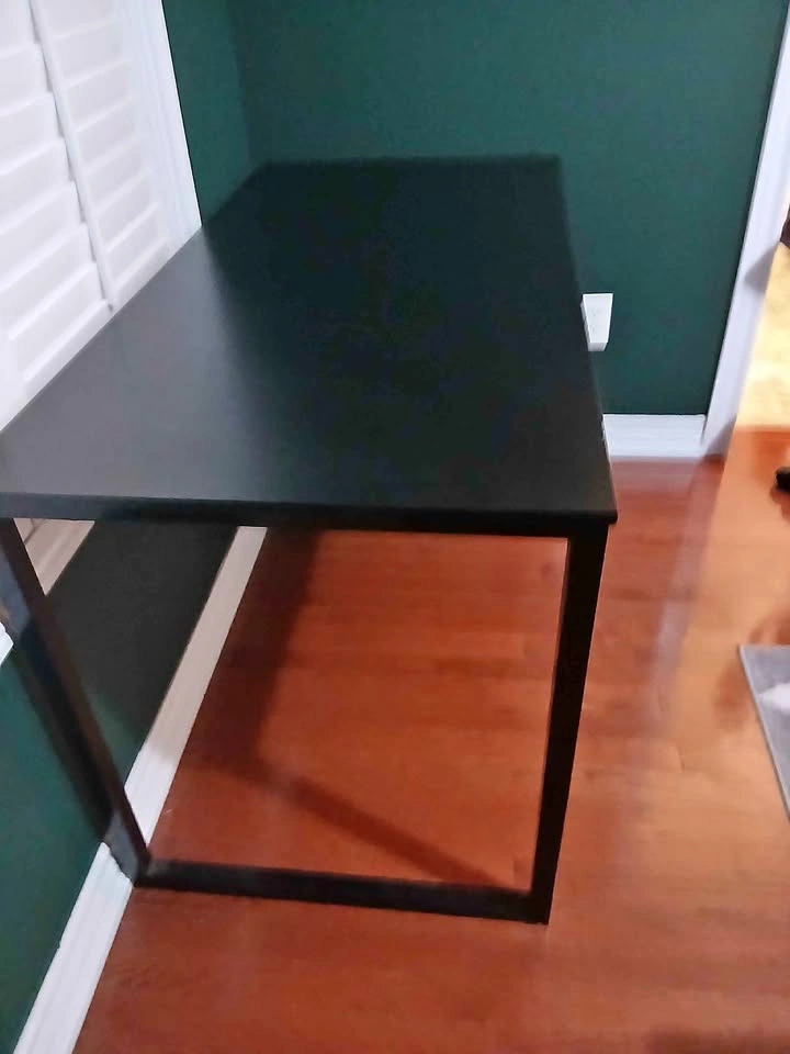 Office table