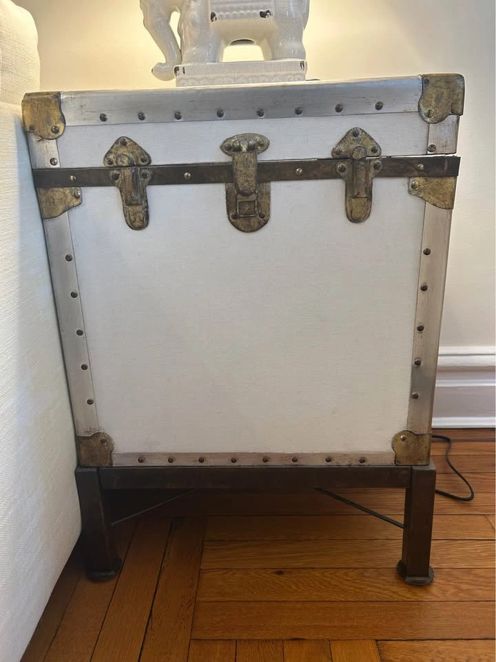 Set of Pottery Barn Trunk Side Tables - photo 2