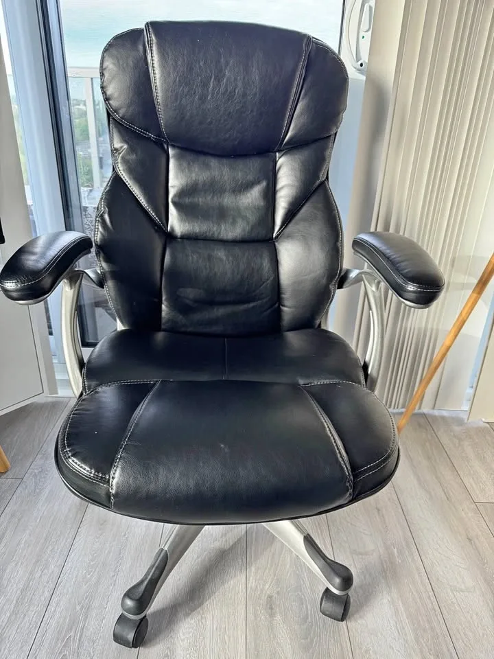 Black Leather Executive Office Chair