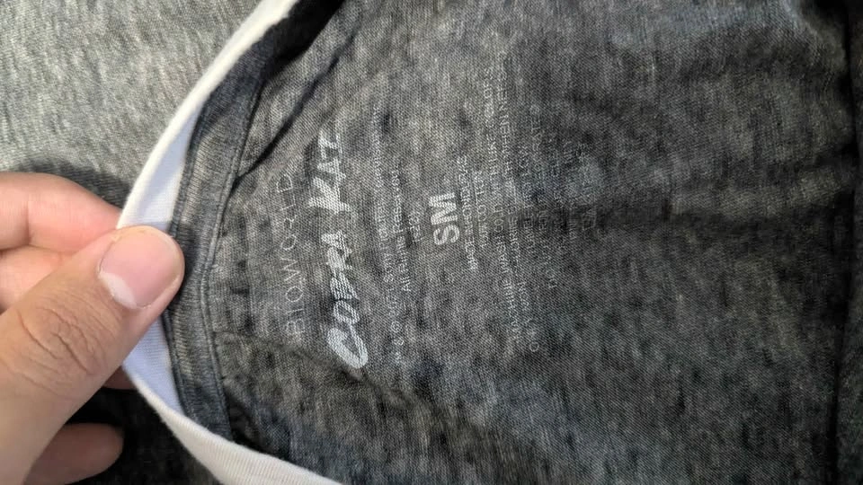 BIOWORLD Cobra Kai Grey Ringer Tee Small - photo 3