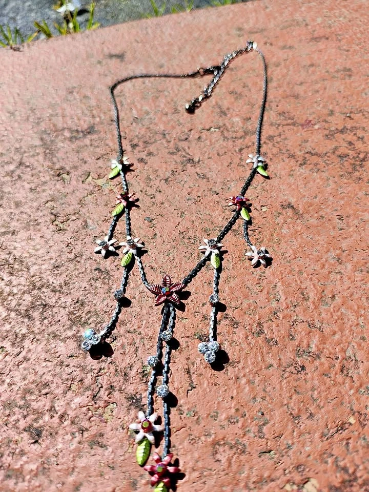 Whimsical flower necklace