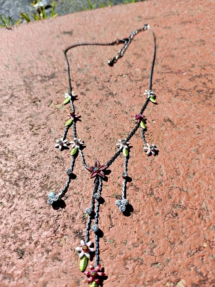 Whimsical flower necklace