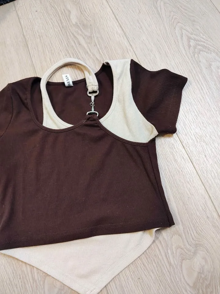 Brown and cream layered short sleeve top - photo 3
