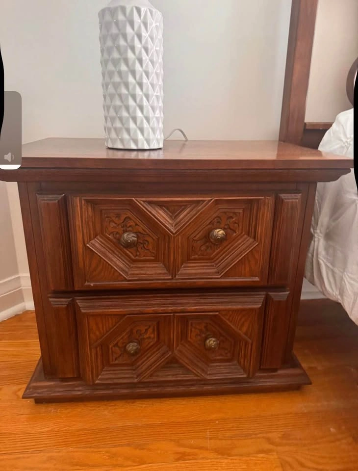 Bed side night stands/ night tables - photo 2