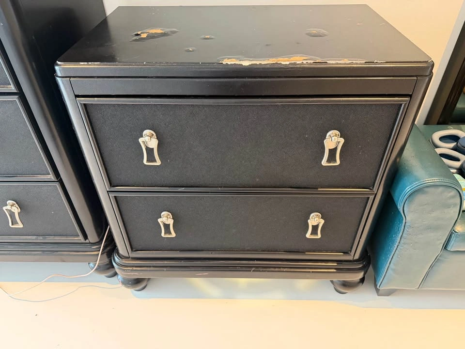 Raymour & Flanigan Black 2-Drawer Nightstand w/ Built-In Light - photo 2