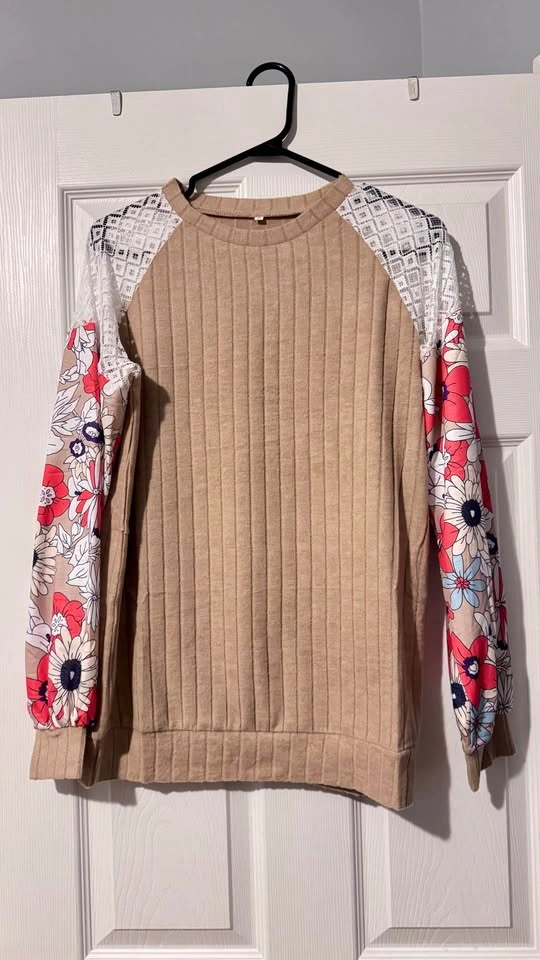 New - Ribbed Tan Top Floral Lace Sleeves - photo 2