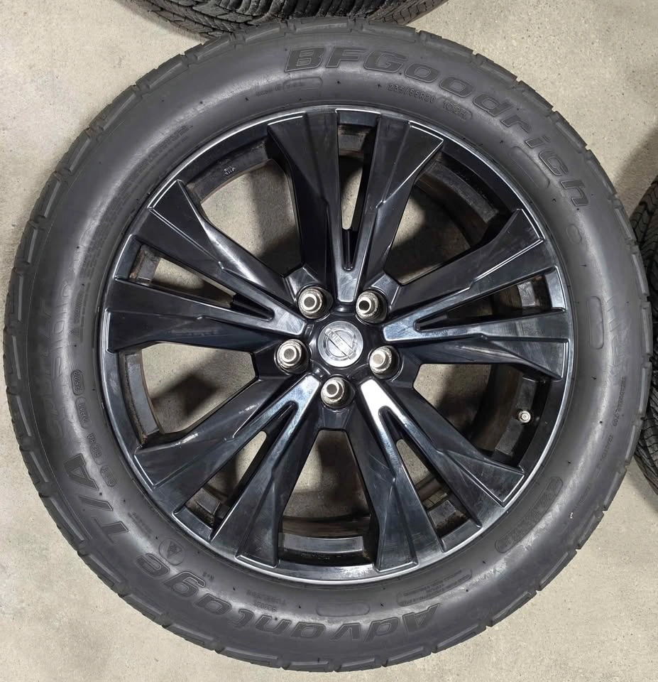 Nissan pathfinder oem rims with all seasons tires 235/55R20 - photo 5