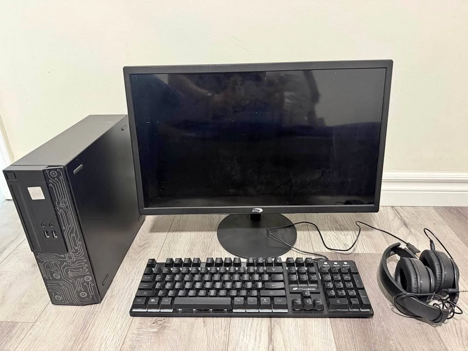 Gaming / Office Desktop Setup – Ready to Use!