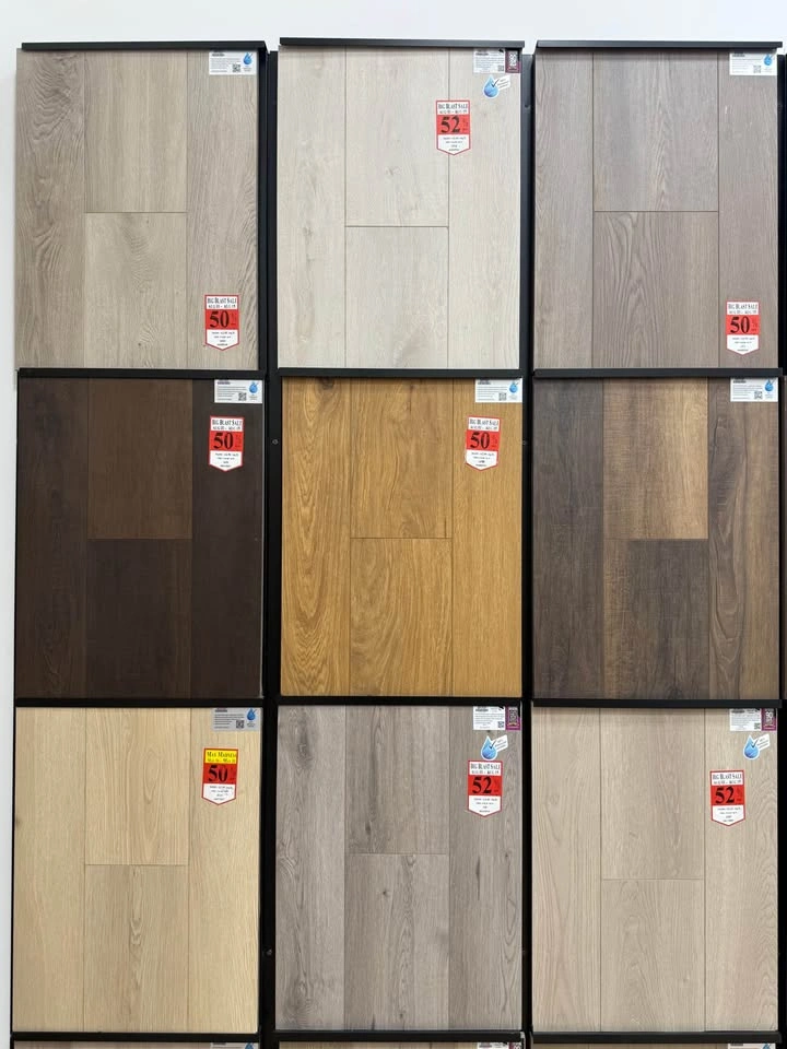 Premium Laminate Flooring + Professional Installation - photo 2