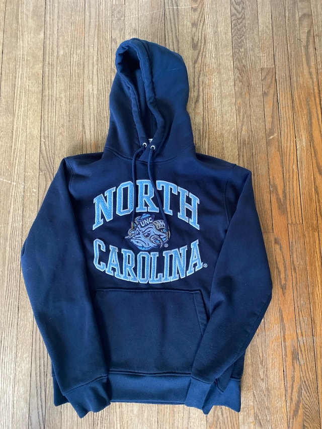 North Carolina Hoodie / Men’s M