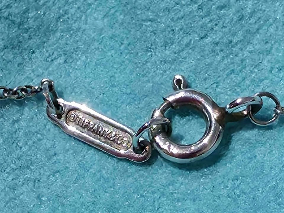 Tiffany & Co. Mini Double Heart Tag Pendant Necklace/Silver - photo 4
