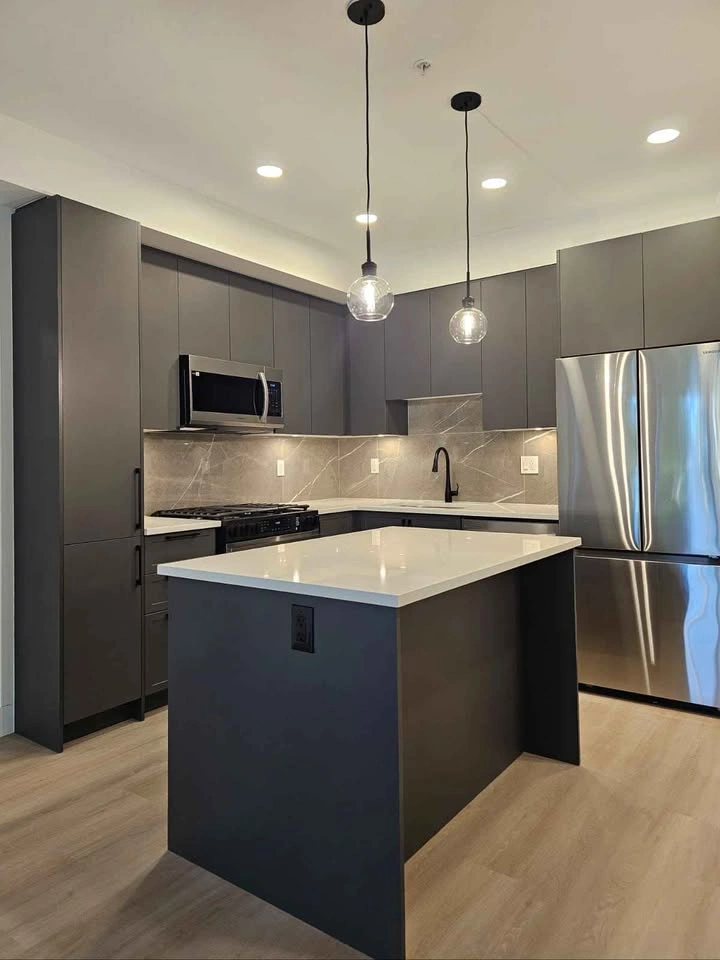 2 Beds 2 Baths - Apartment - photo 3