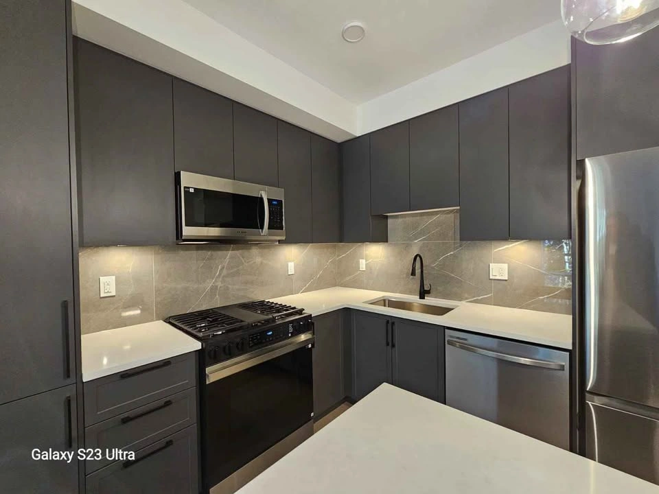 2 Beds 2 Baths - Apartment - photo 4
