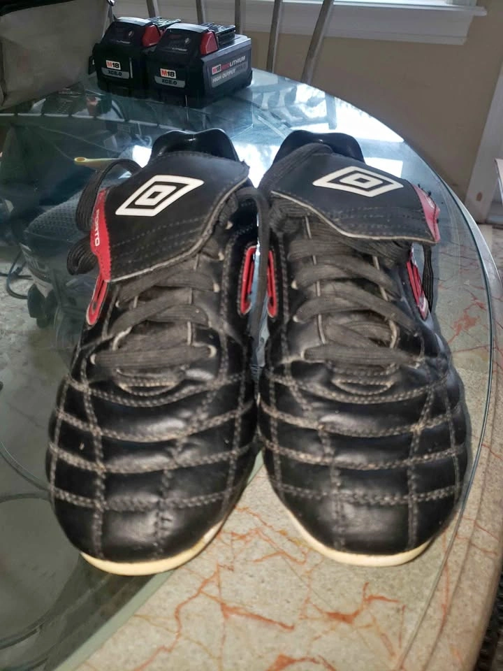 Umbro Porto Soccer Cleats