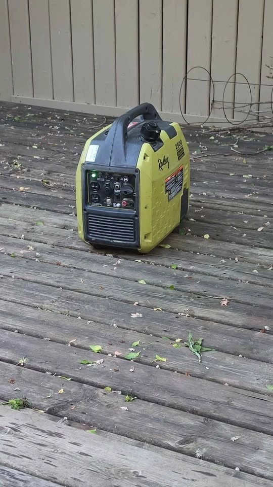 Radley 2500 Generator - photo 2