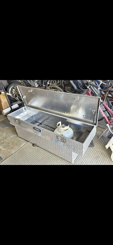 Husky Aluminum Diamond Plate Truck Toolbox