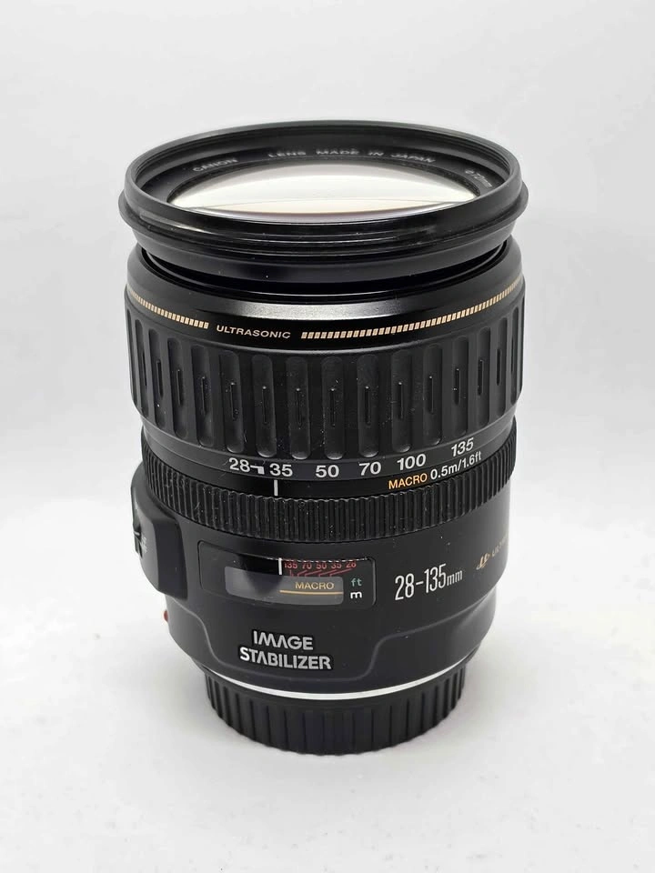 Canon EF 28-135mm f/3.5-5.6 IS USM Lens