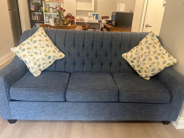 Three seater sofa - photo 2