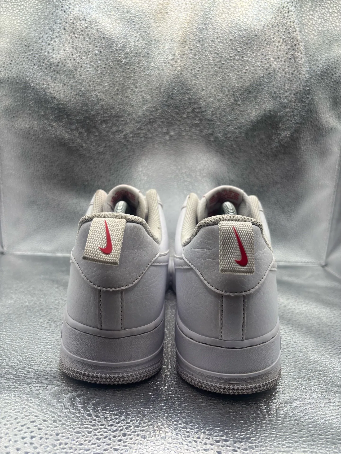 Nike Air Force 1 low SE white red mini Swoosh - photo 4