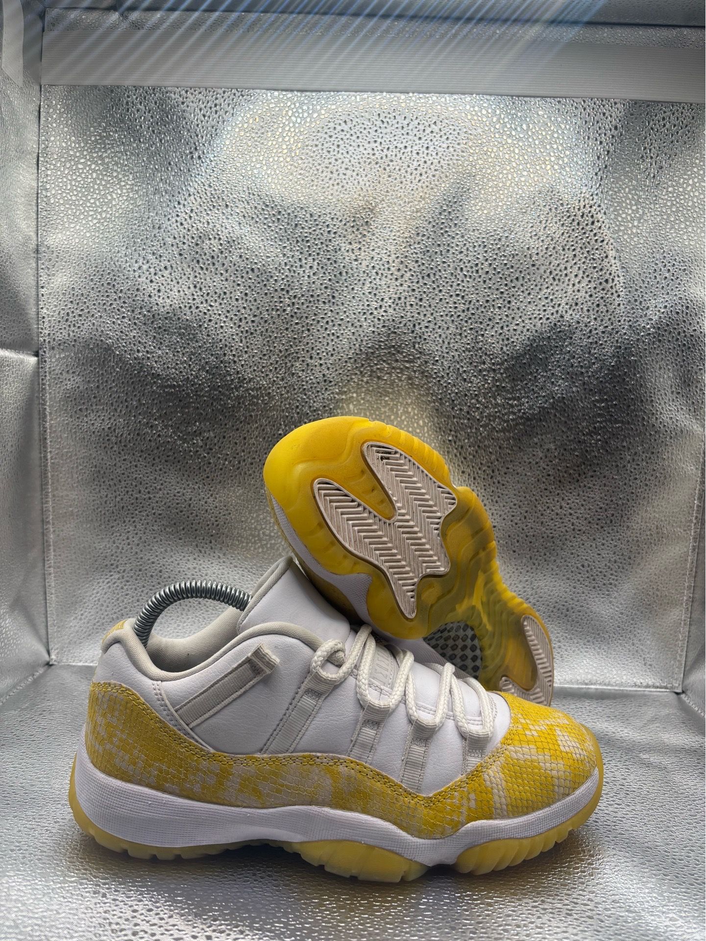 Air Jordan 11 low yellow snakeskin