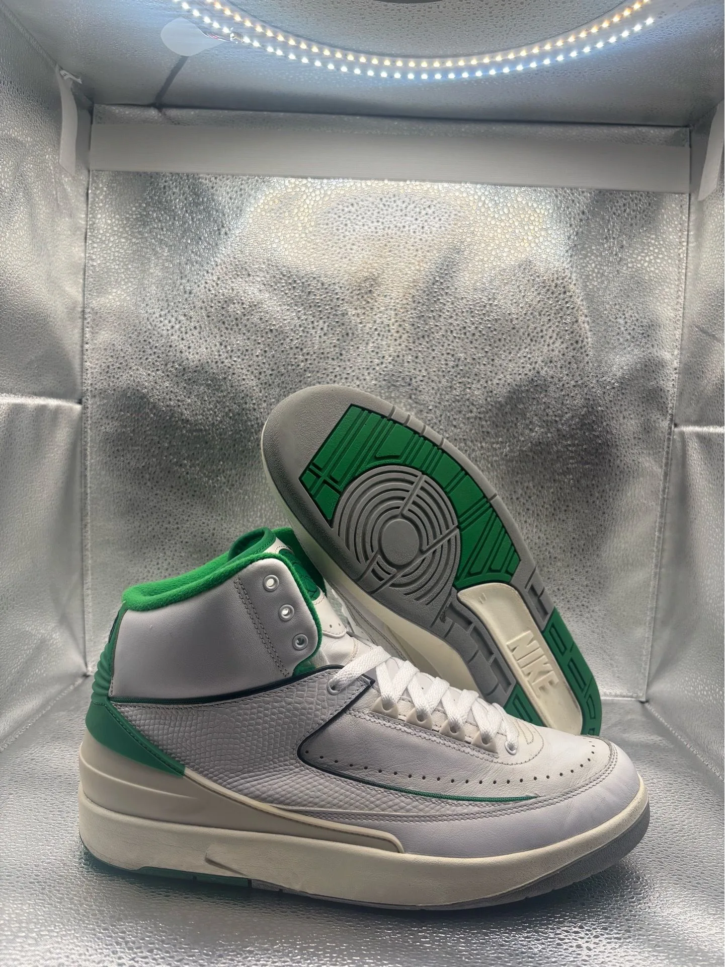 Air jordan 2 lucky green
