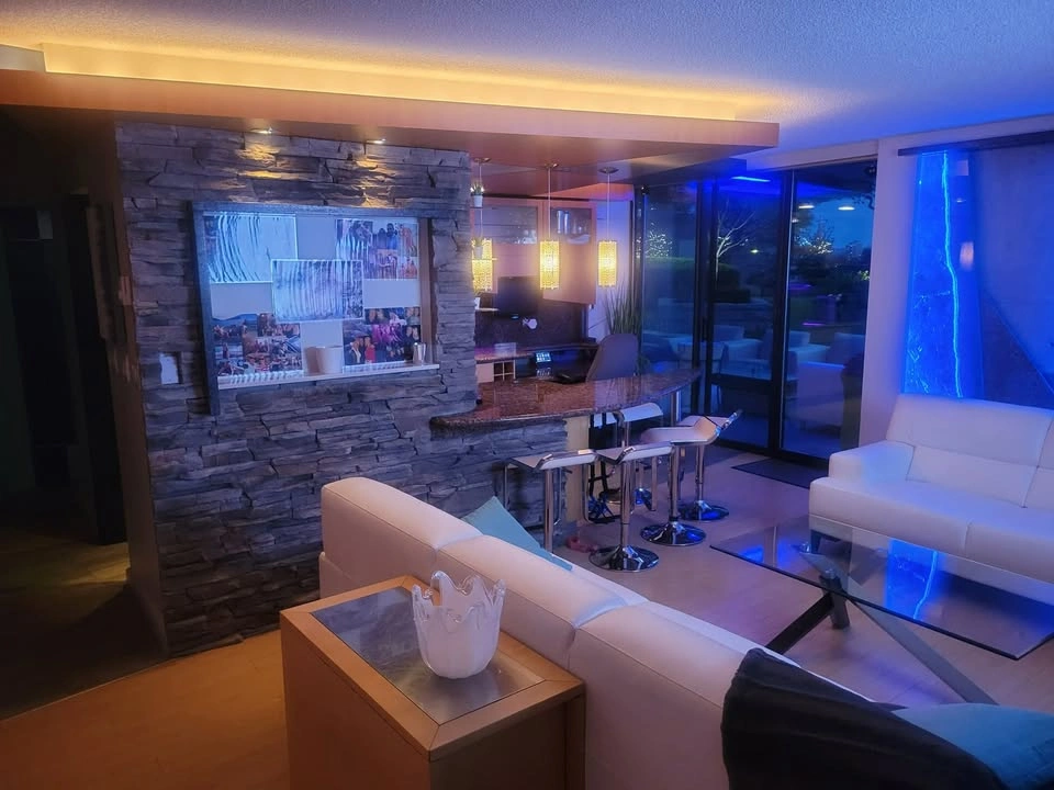 2 Beds 1 Bath Apartment - photo 3