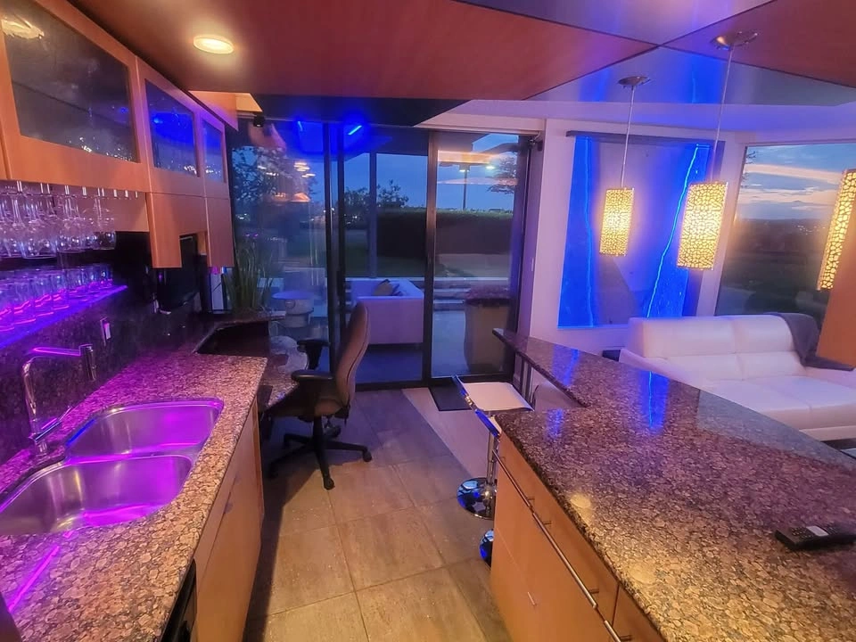 2 Beds 1 Bath Apartment - photo 4