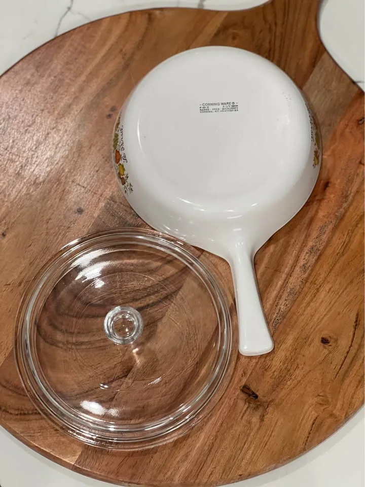 Corning Ware Spice of Life 6.5 inch Skillet w/ Lid image indicator(5)