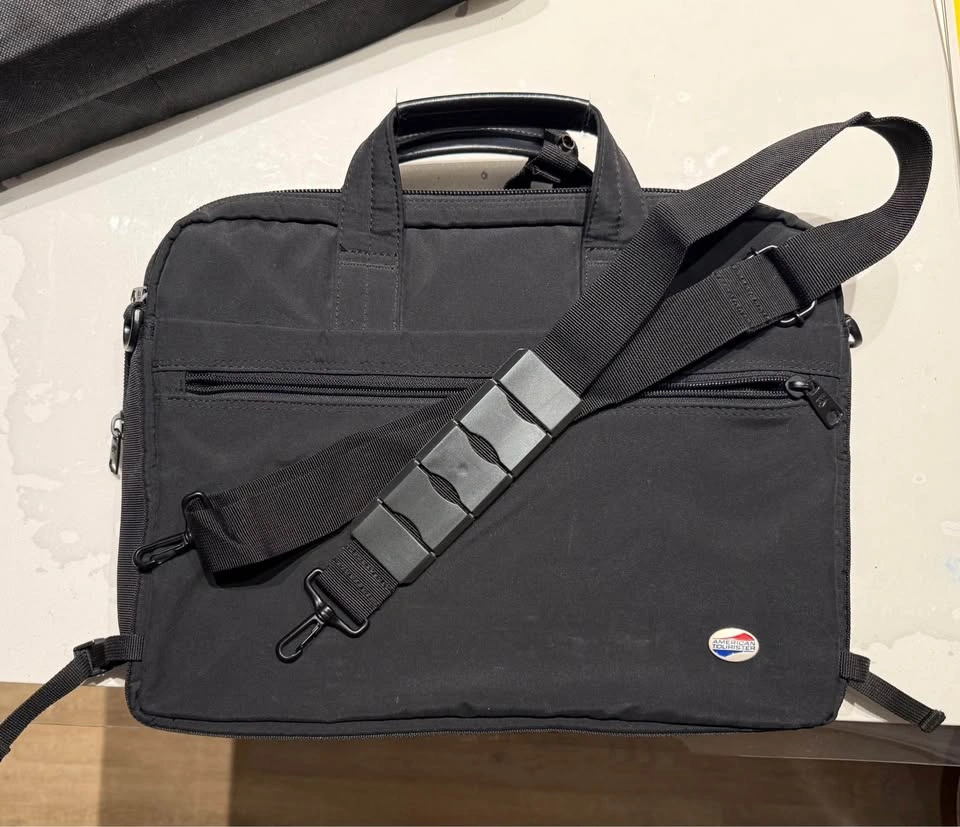 American Tourister Black Laptop Briefcase Bag - photo 2