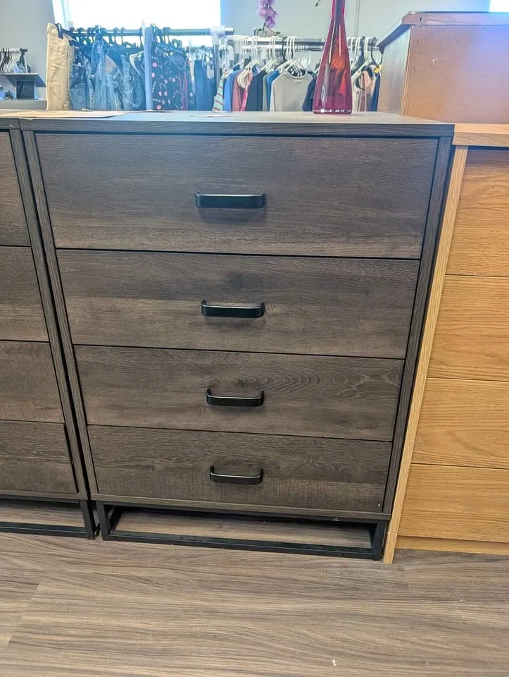 Modern 4 Drawer Dresser Dark Wood Chest Storage Organizer