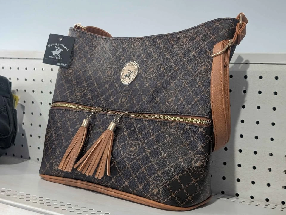 SALE. Beverly hills Leather Purse 👜 $20! - photo 2