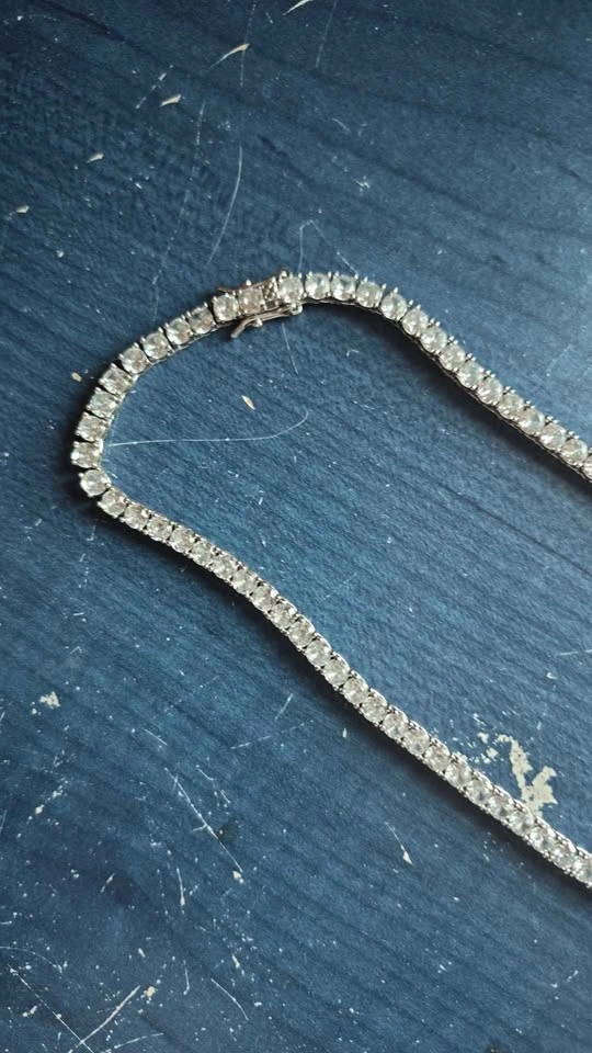 24 inch Stainless Steel Tennis Chain 4mm VVS1 Stones - photo 3