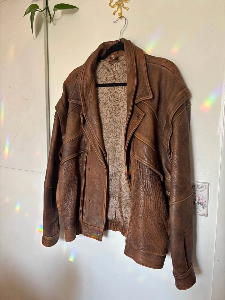 vintage brown leather bomber jacket