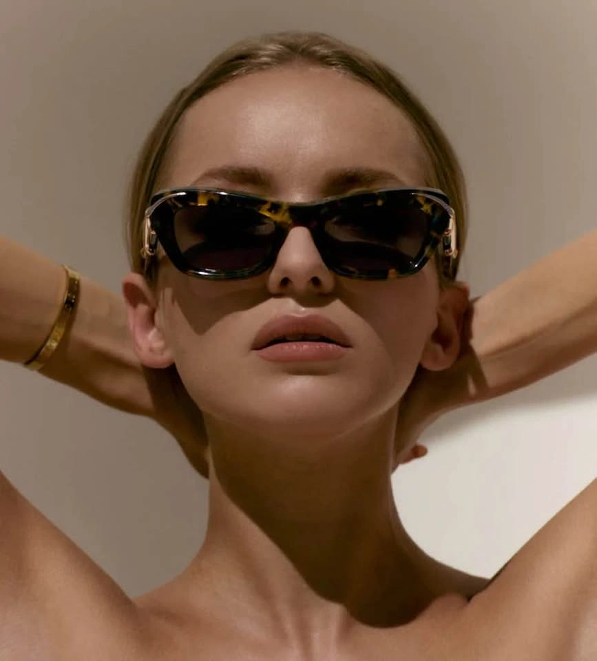 Saint Owen Tortoise Medusa Sunglasses - photo 3