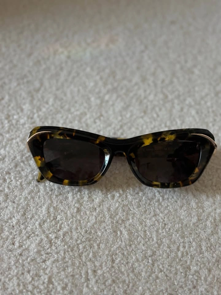 Saint Owen Tortoise Medusa Sunglasses - photo 5