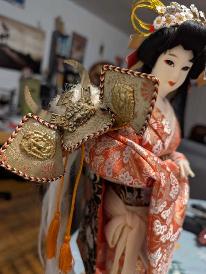 Japanese Geisha doll - photo 3