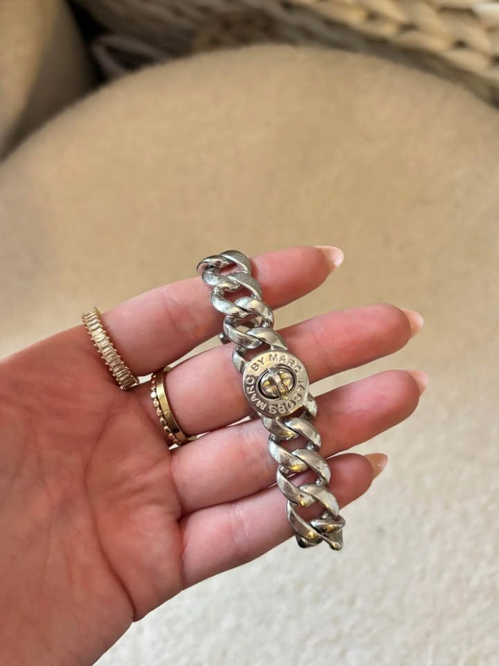 Marc by Marc Jacob’s SilverTone Katie Logo Link Bracelet - photo 2
