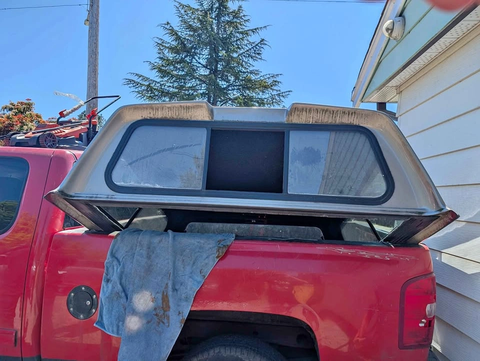 Truck canopy