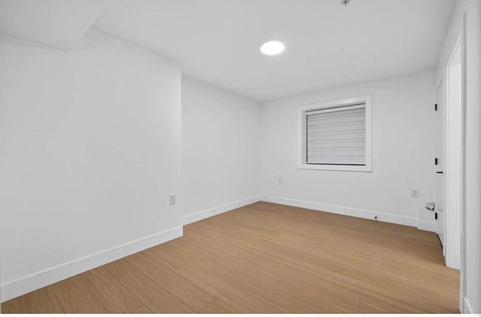 2 Beds 2 Baths - House - photo 4