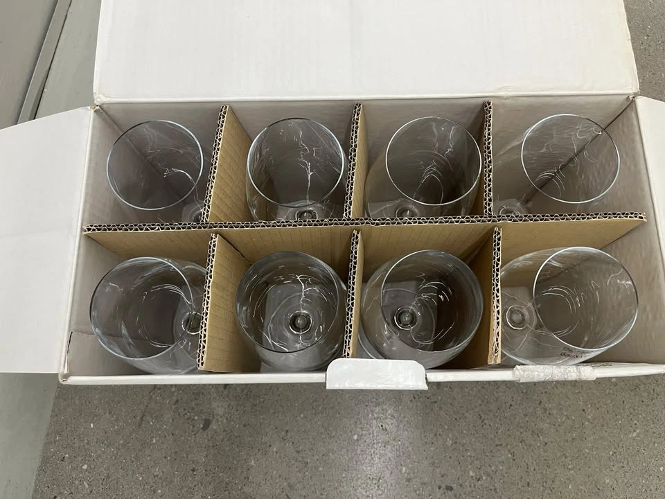 MOVING SALE: PRICE REDUCED – MUST GO BY JUNE 14 Wine Glasses - photo 2