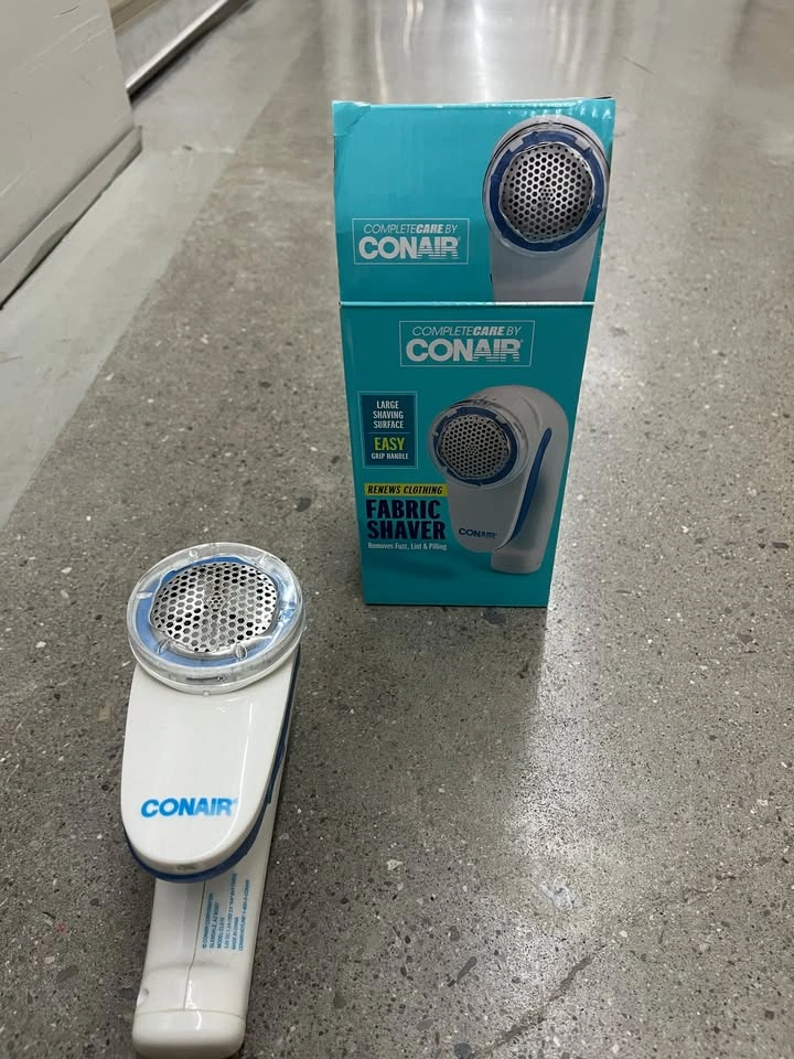 MOVING SALE: PRICE REDUCED – MUST GO BY JUNE 14 Fabric Shaver - photo 2