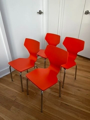 Kids Table + 4 Perch Chairs - photo 5